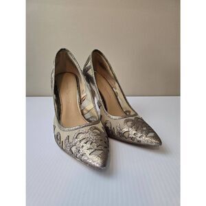Jessica Simpson JP Pictra Heels Sz 8M Gold